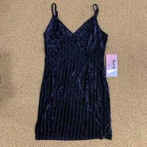 Lulus Blue Velvet Dress 👗
